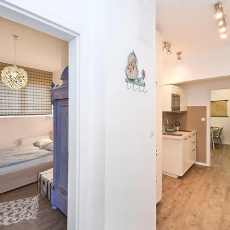 Apartman Kawalerka Refektarska Krr *